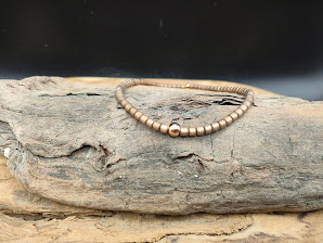 Hematiet rose kralen armband met echt zilveren rose vergulde kraal